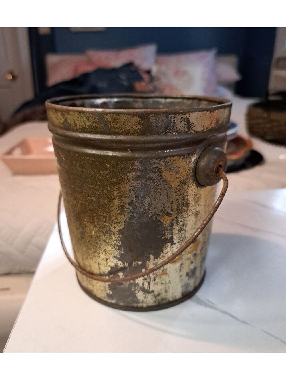 Vintage Rustic Country Metal Oxidized Bucket/Pail w/ Wire Bail Handle 4.5"x 5"